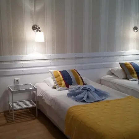 Lozite Hotel 3*