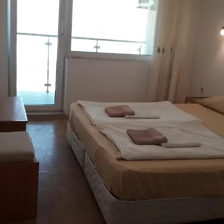 Lozite Hotel 3*