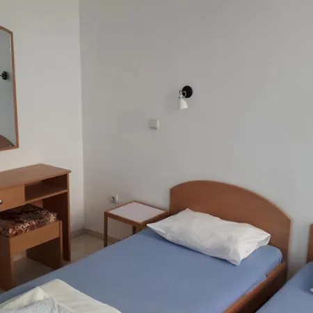 Ξενοδοχείο Lozite 3*
