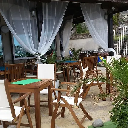 Lozite Hotel 3*
