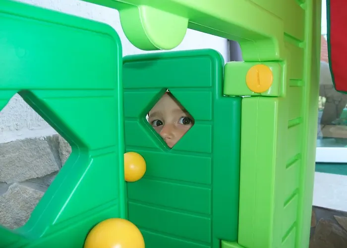 Отель Lozite 3*