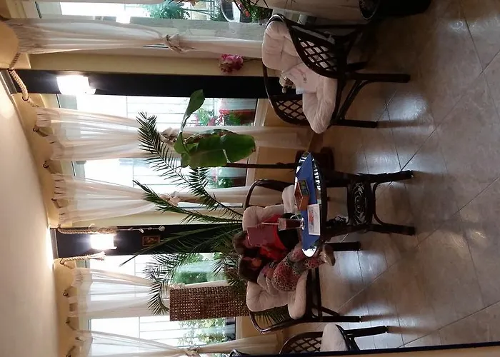 Отель Lozite 3*