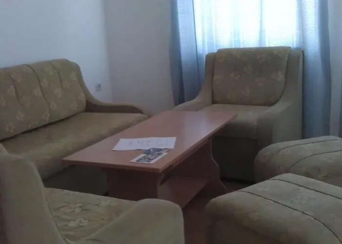 Отель Lozite 3*