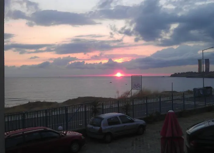 Отель Lozite 3*