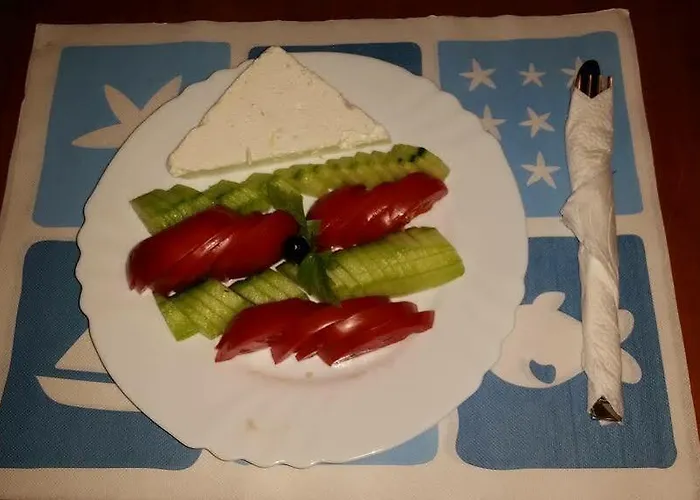 Отель Lozite 3*